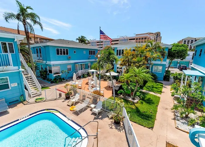 Sunlit Heated Pool Across From Clearwater Beach