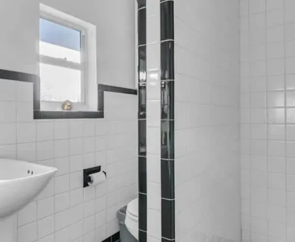Apartment Sunlit Heated Pool Across From